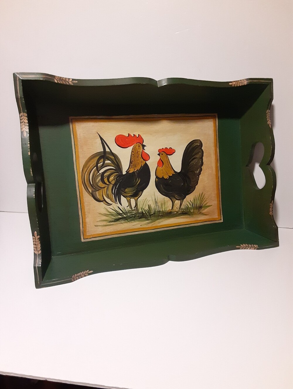 Rustic Farmhouse Rooster Serving Tray Wooden Heart Cutout Handles Country Cabin